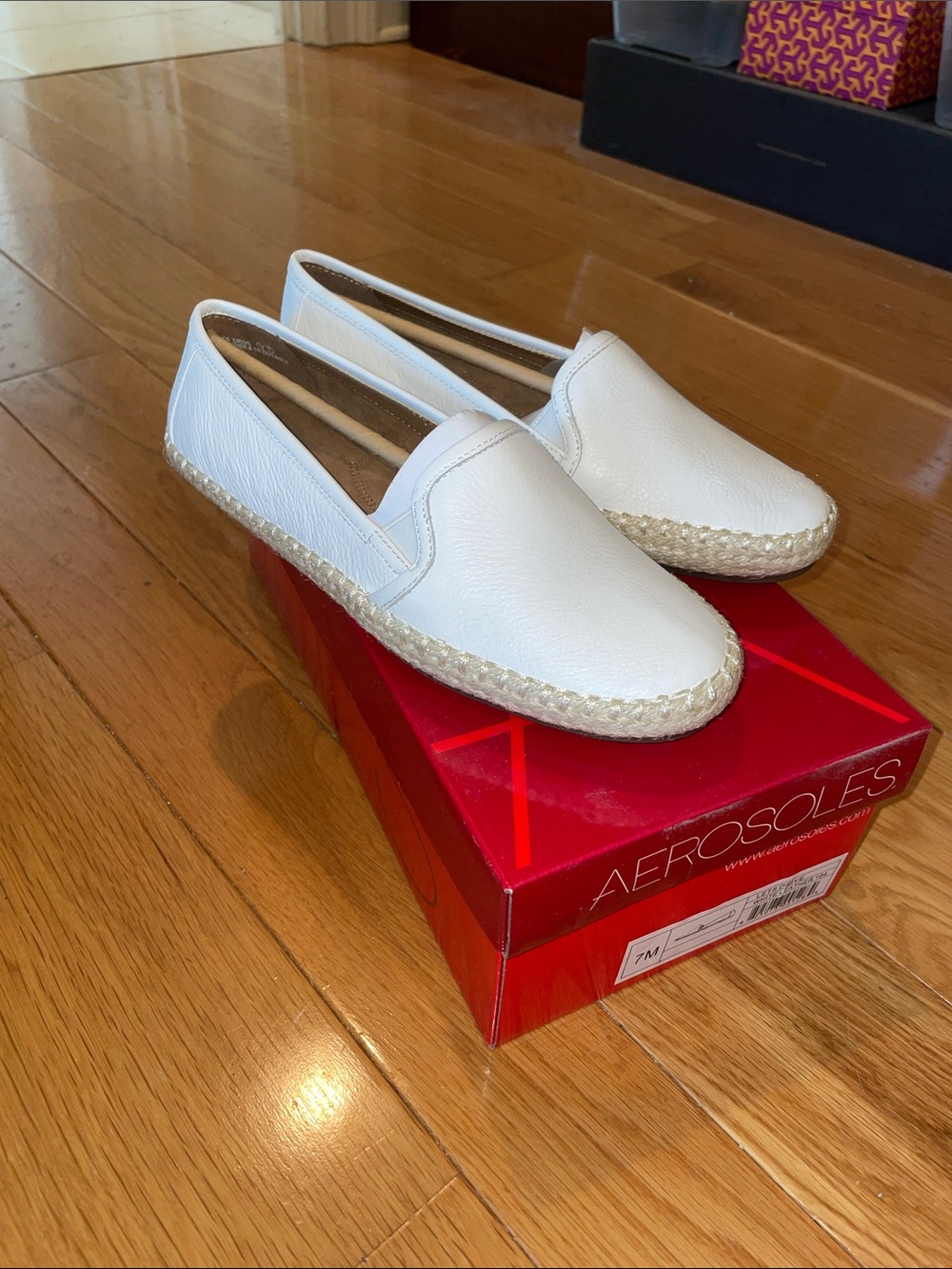 AEROSOLES White Leather Espadrille Lets Drive Slip-Ons 7